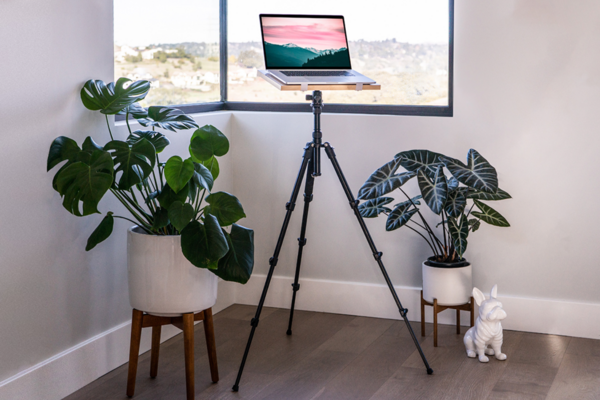 可動式三脚デスク Intension Design Tripod Desk TRIPOD STANDING DESK – Intension Design