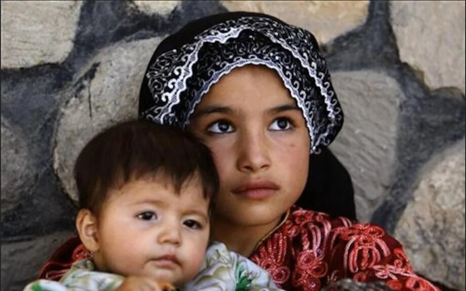 La charge de la parentalité: quand les enfants en Afghanistan assument des responsabili...