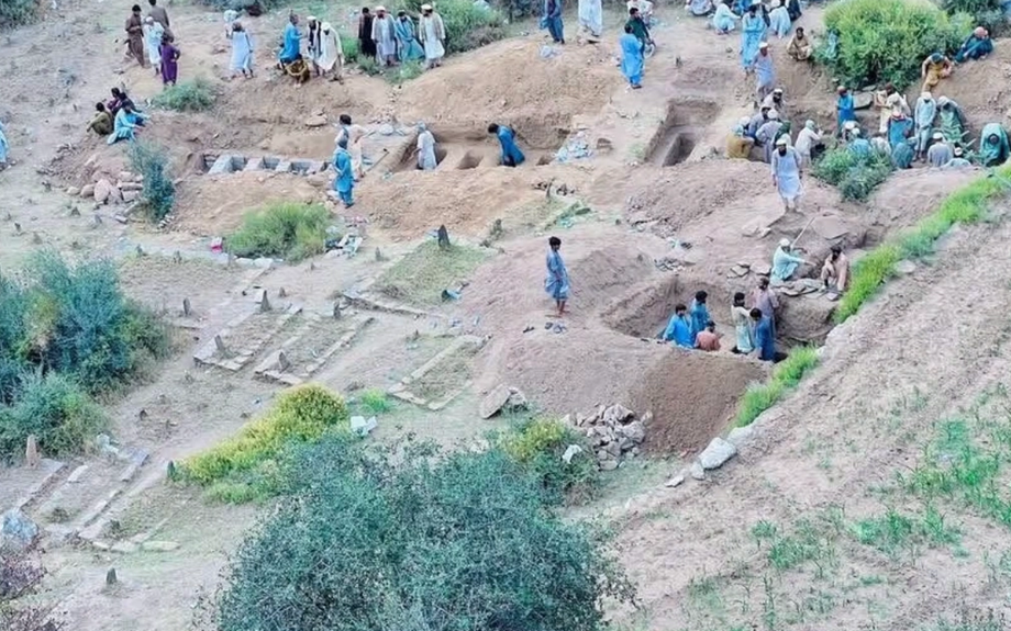 Les sanctions et l'isolement des talibans alimentent l'augmentation du nombre de morts dans les provinces touchées par le séisme