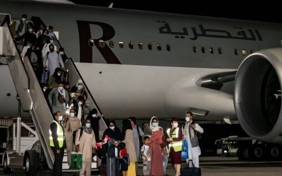 Les alliés afghans des États-Unis sont confrontés à un choix forcé : l’exil en Afrique ou le retour sous le joug des talibans.