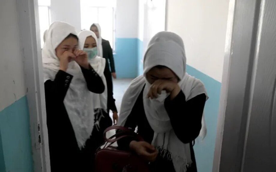 Enquête de l'ONU : plus de 90 % des Afghans soutiennent le droit des filles à l'éducation