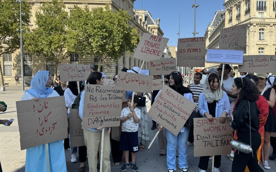 Quatre ans de résistance des femmes afghanes : perspectives et limites