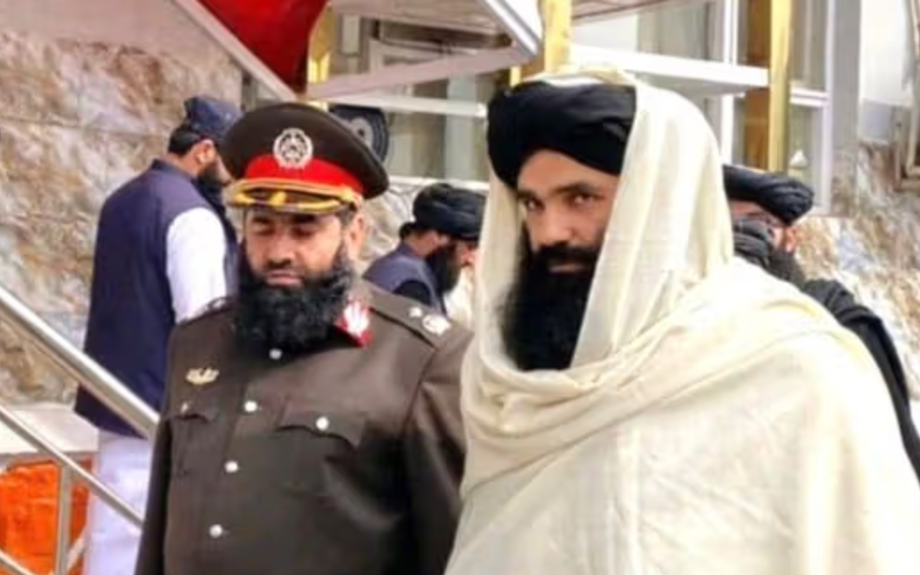 Le ministre de l'Intérieur taliban a fomenté un coup d'État et se cache désormais, déclare l'ancien chef du renseignement afghan