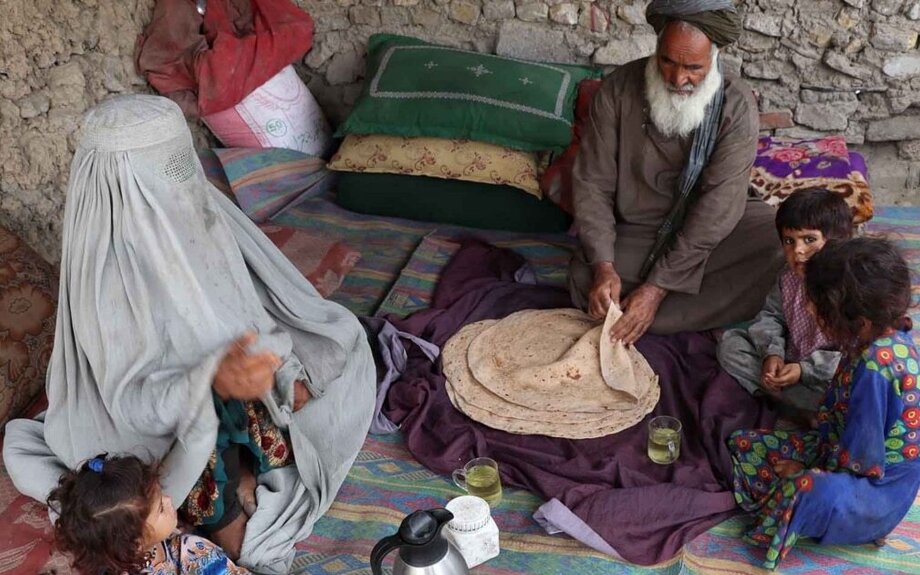 En l'absence d'emplois, les envois de fonds deviennent une bouée de sauvetage pour les ménages afghans.