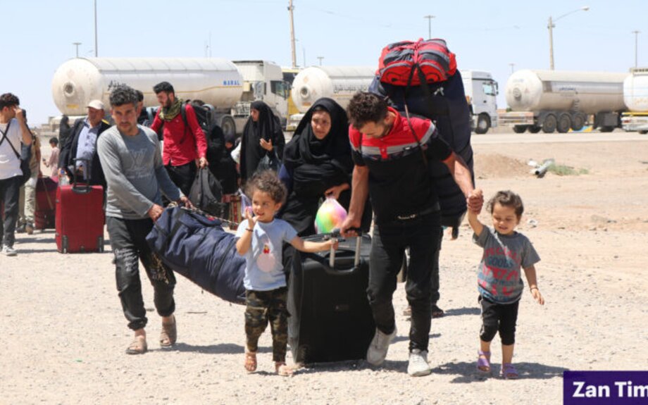 Déportés et maltraités : les coulisses de l'expulsion massive de réfugiés afghans par l'Iran