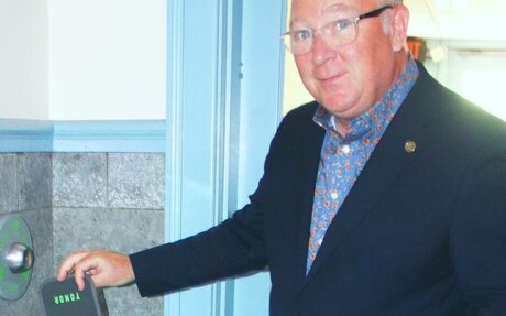 Rockingham County Court allows cellphones if locked up in Yondr pouch