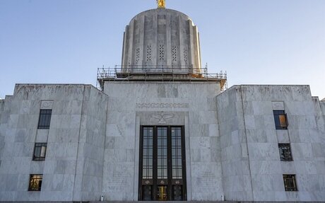 Can City Officials Text About Public Business? Oregon May Rewrite the Rules