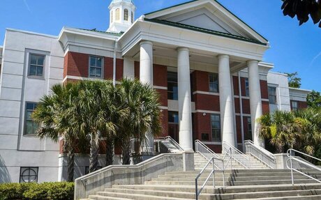 Beaufort mayor wants ‘arm’s length’ probe of document gaffe as legal issues arise