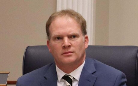 Special prosecutor files motion seeking to remove Nett from Purcellville council