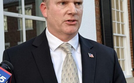 Jury finds Nett should not be removed from office