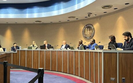 Council chaos goes into overdrive in debate over budget season meeting minutes