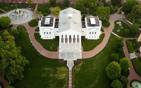 Virginia is a wide open market in politics