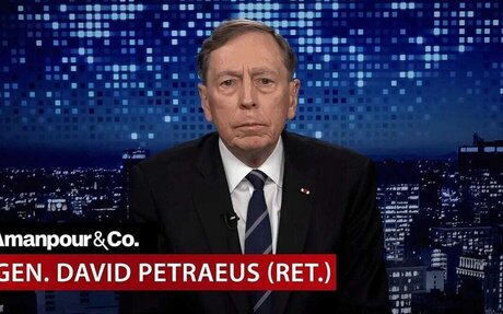 Las cadenas de televisión siguen utilizando a generales retirados para vender propaganda bélica.